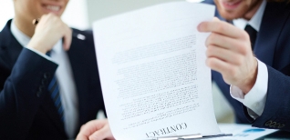businessman-reading-contract